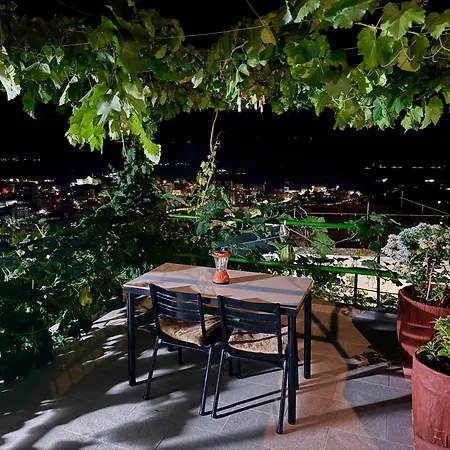 Panoramic View بيت ضيافة