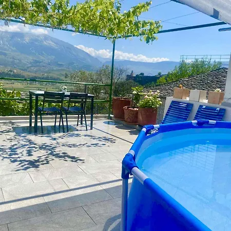 Panoramic View بيت ضيافة Gjirokastër